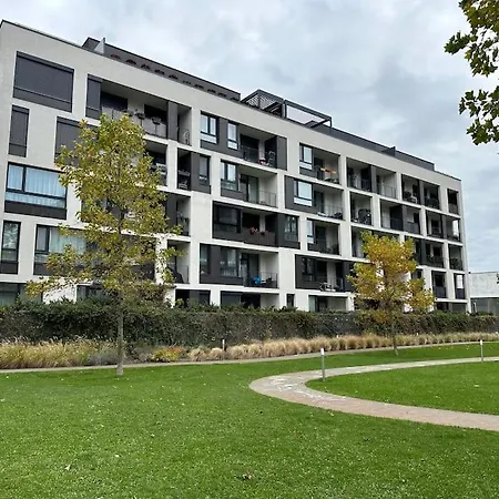 Ahoj Park, Terrace Studio, Private Parking Apartment Bratislava